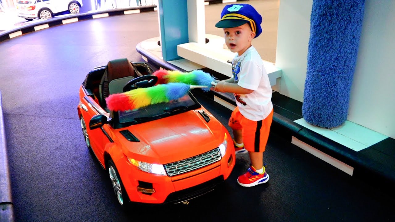 Chris's Fun Day at the Game Center 🎮