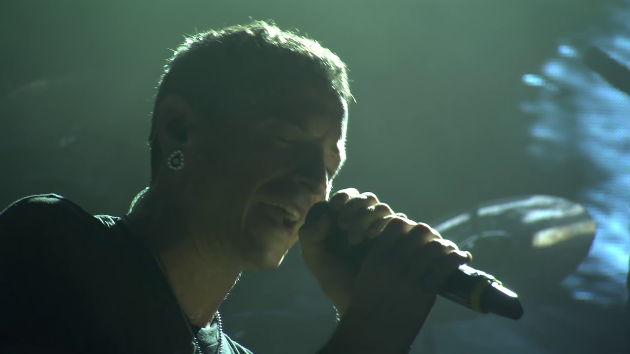 Linkin Park Performs 'Rolling In The Deep' Cover Live at 2011 iTunes Festival