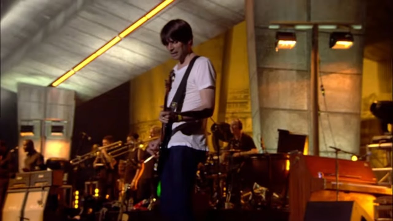 Blur's Epic Live Performance of 'The Universal' at Hyde Park 2012 🎸