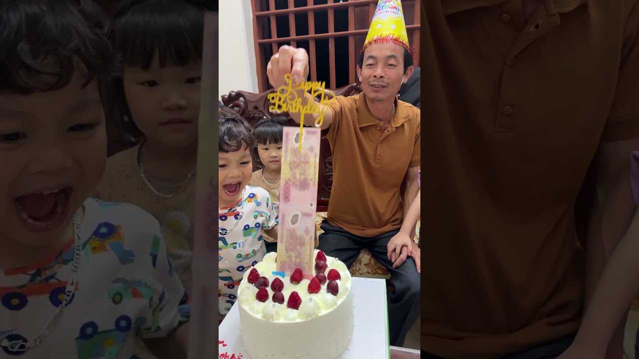 Chiếc Bánh Sinh Nhật Bất Ngờ🎂 || surprise birthday cake #shorts