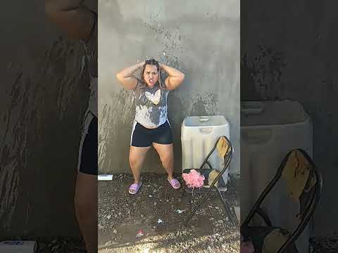 Como bañarnos con Agua sucia /TUTORIAL/🤣🤣🤣#shorts