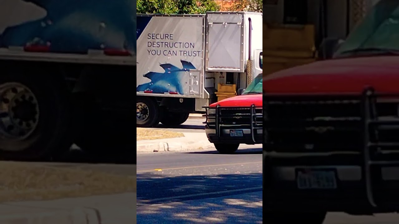 Iron Mountain Shredding Truck: Secure Document Destruction in Action π