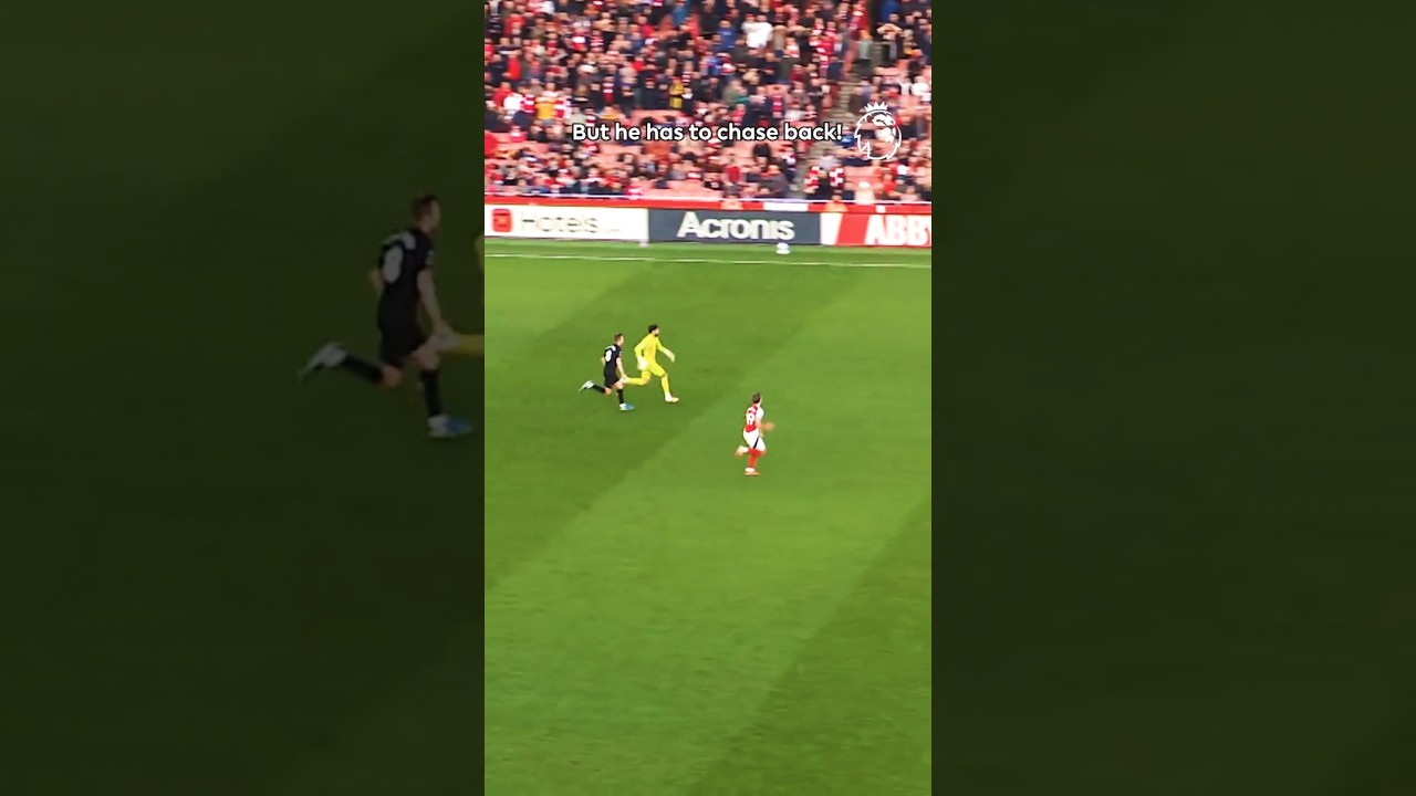 David Raya's Amazing Speed: 32 km/hr! ⚽️