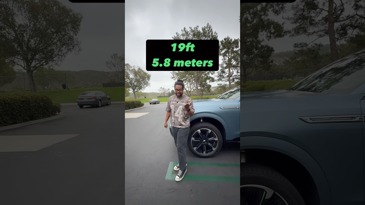 America's Longest New Car ๐