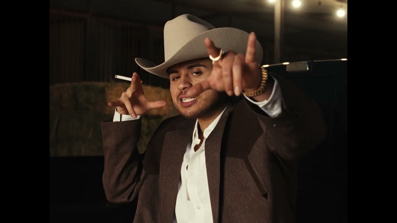 Fuerza Regida - Marlboro Rojo (Official Video)