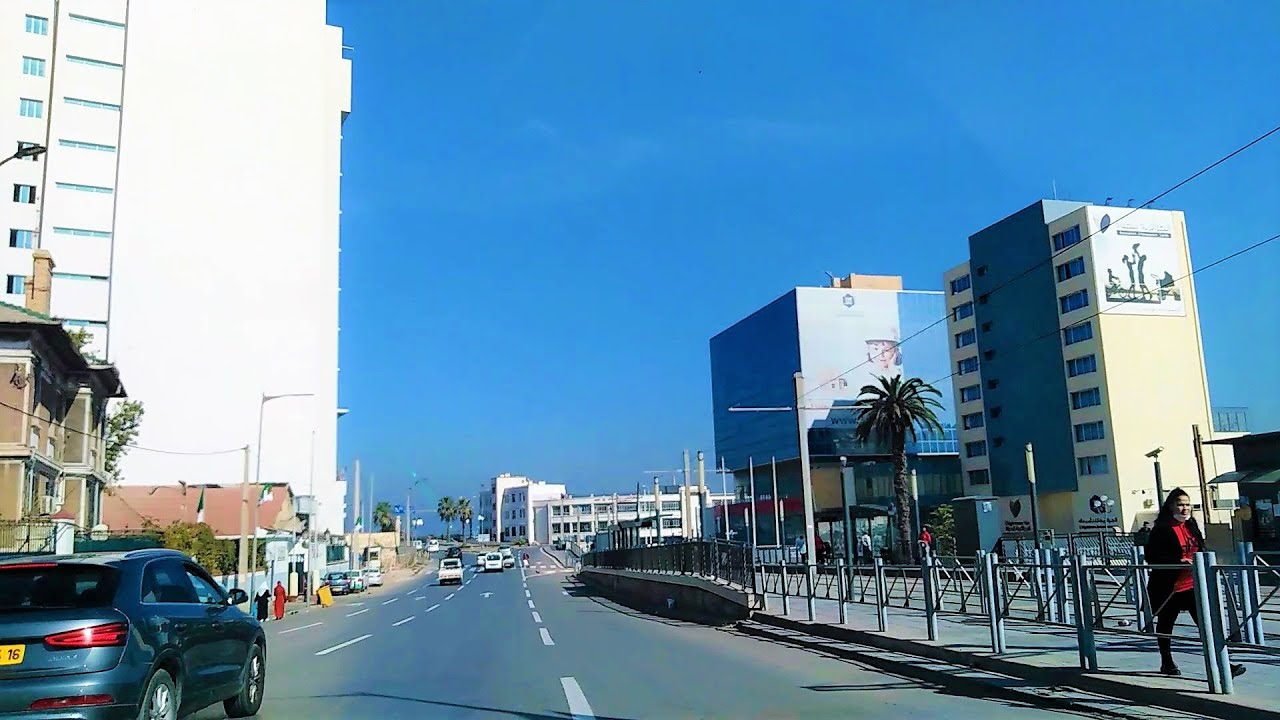 Driving on Algiers' ALN Avenue 🚗