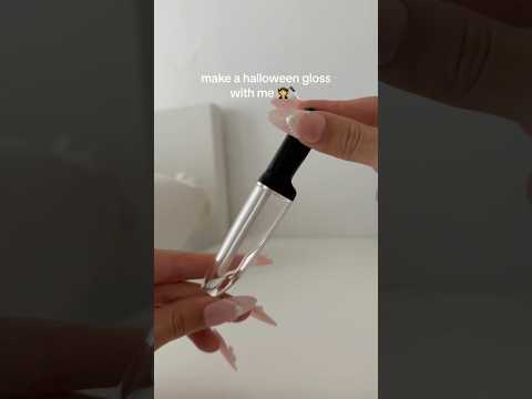 make a halloween gloss with me 👻🎃 #preppy #lipgloss #halloween
