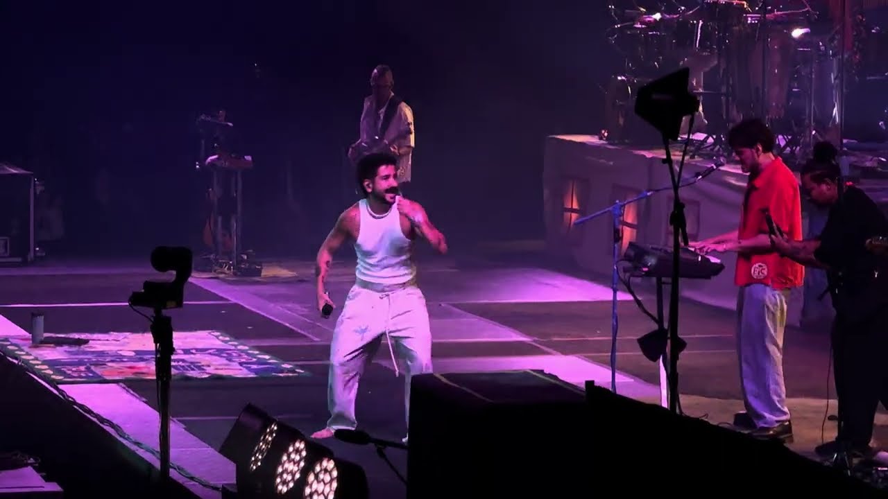Camilo - Una Vida Pasada Live Chicago 2024 🎶