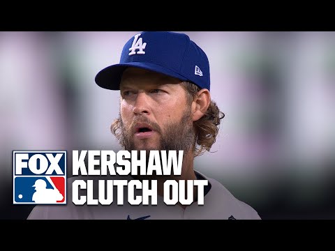 Clayton Kershaw comes up CLUTCH 😤 for Dodgers in 12th inning vs. Blue Jays in World Series Game 3