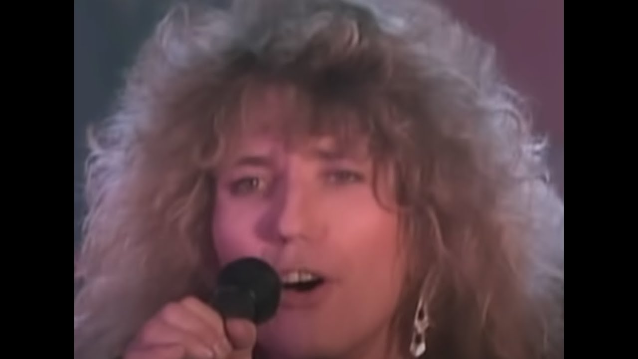 Whitesnake - Give Me All Your Love (Official Video)