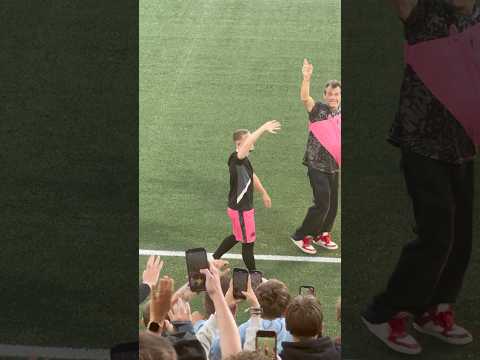 J’ai vu Michou à Lausanne (match de gala) 🤩🤩🤩#michou #lausannesport #football