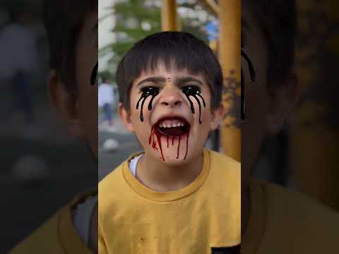 Küçük varlıklar parkta #youtube #komedi #meyzileyoutubeshorts #comedy #funny