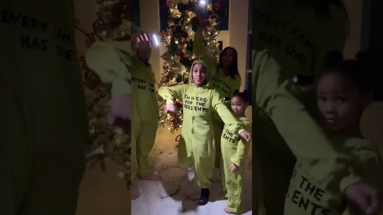 Family as Grinches 🎄 #shorts