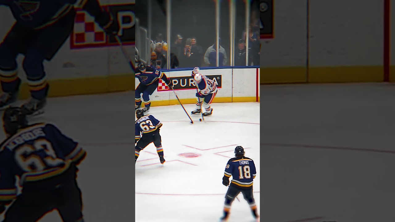 McDavid's Edge Work Leads to Scoring Play 🏒