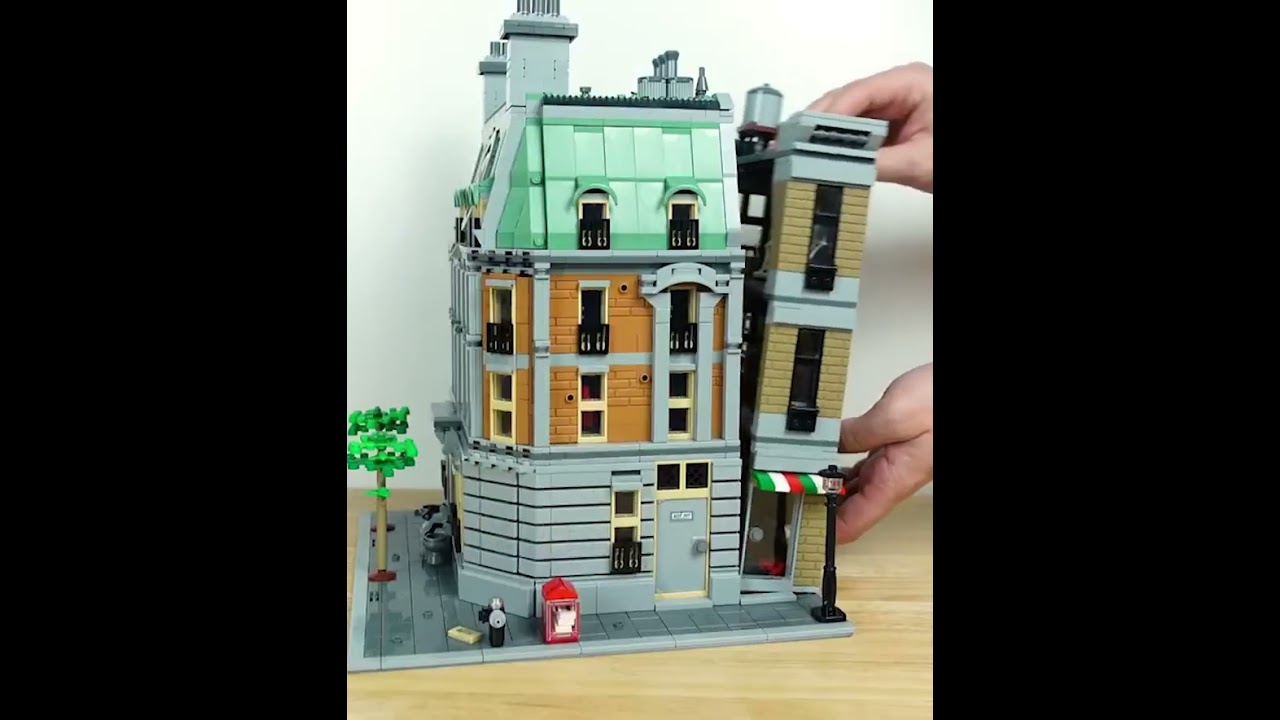 Fixing the LEGO Sanctum Santorum Modular π οΈ