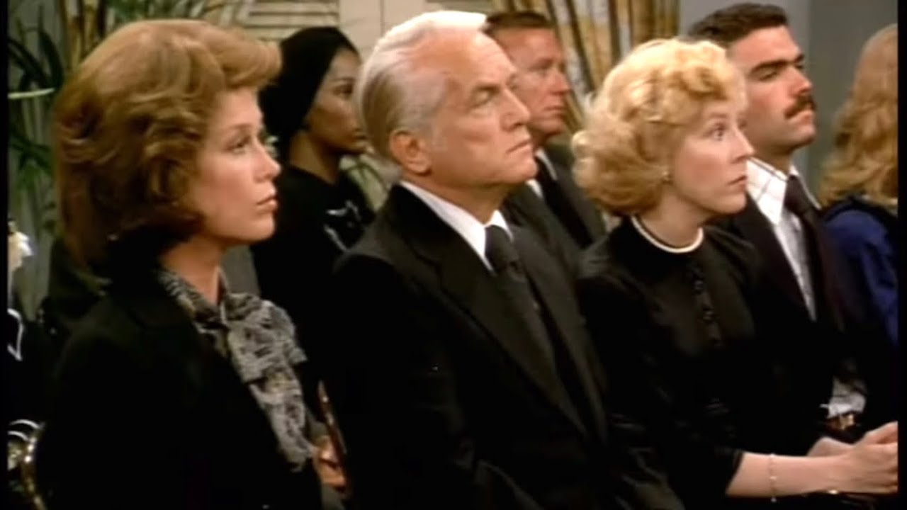 Memorable Moments from 'Chuckles the Clown's Funeral' | Mary Tyler Moore Show S6E7 🤡