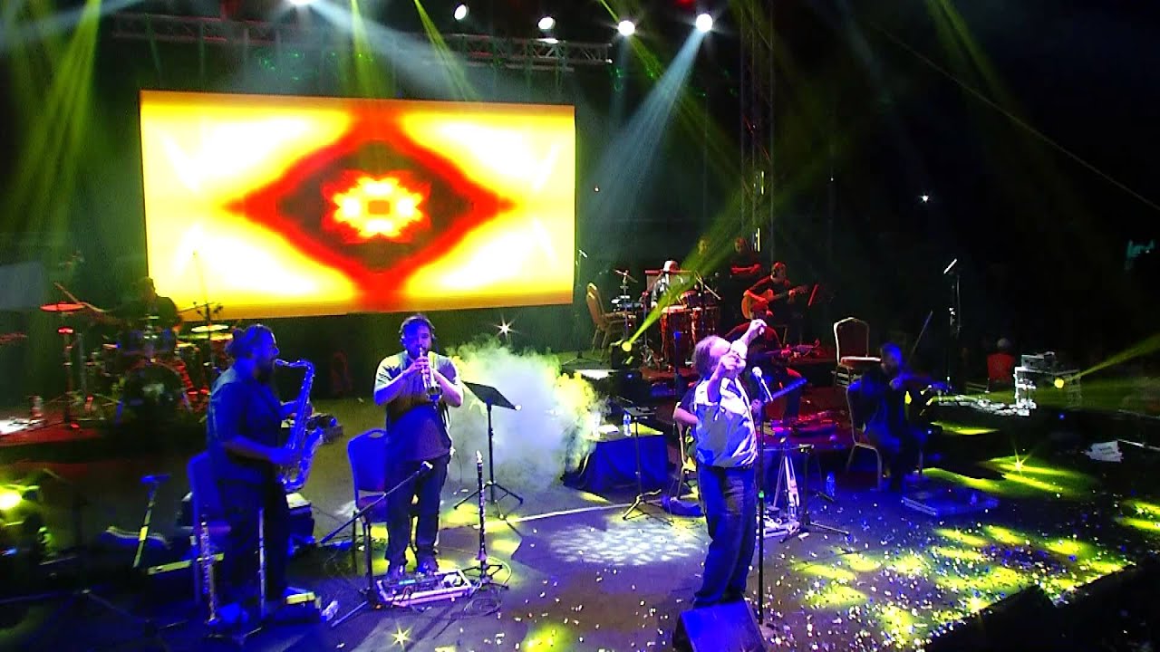 Volkan Konak - Bahçe Duvarından Aştım 🎶