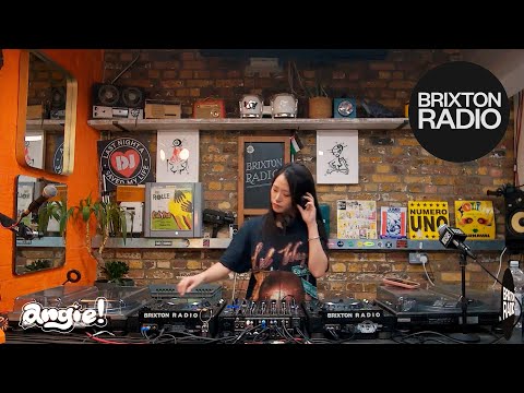 angie! | 90s & 2000s Chill Hip Hop and R&B ‪Set at Brixton Radio in London