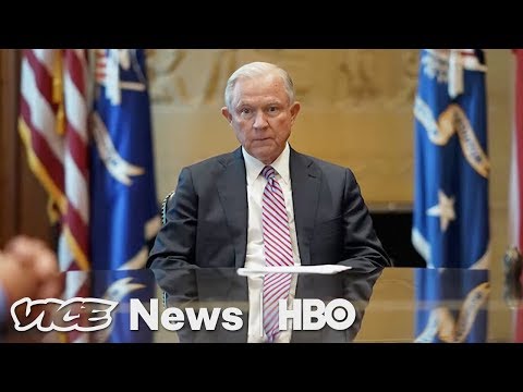 The War on Leakers & Robot Picasso: VICE News Tonight Full Episode (HBO)