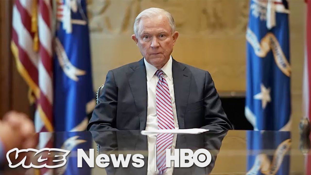 VICE News Tonight: The Battle Against Leakers & Robot Picasso 🕵️‍♂️ | Full Episode (Aug 3, 2017)