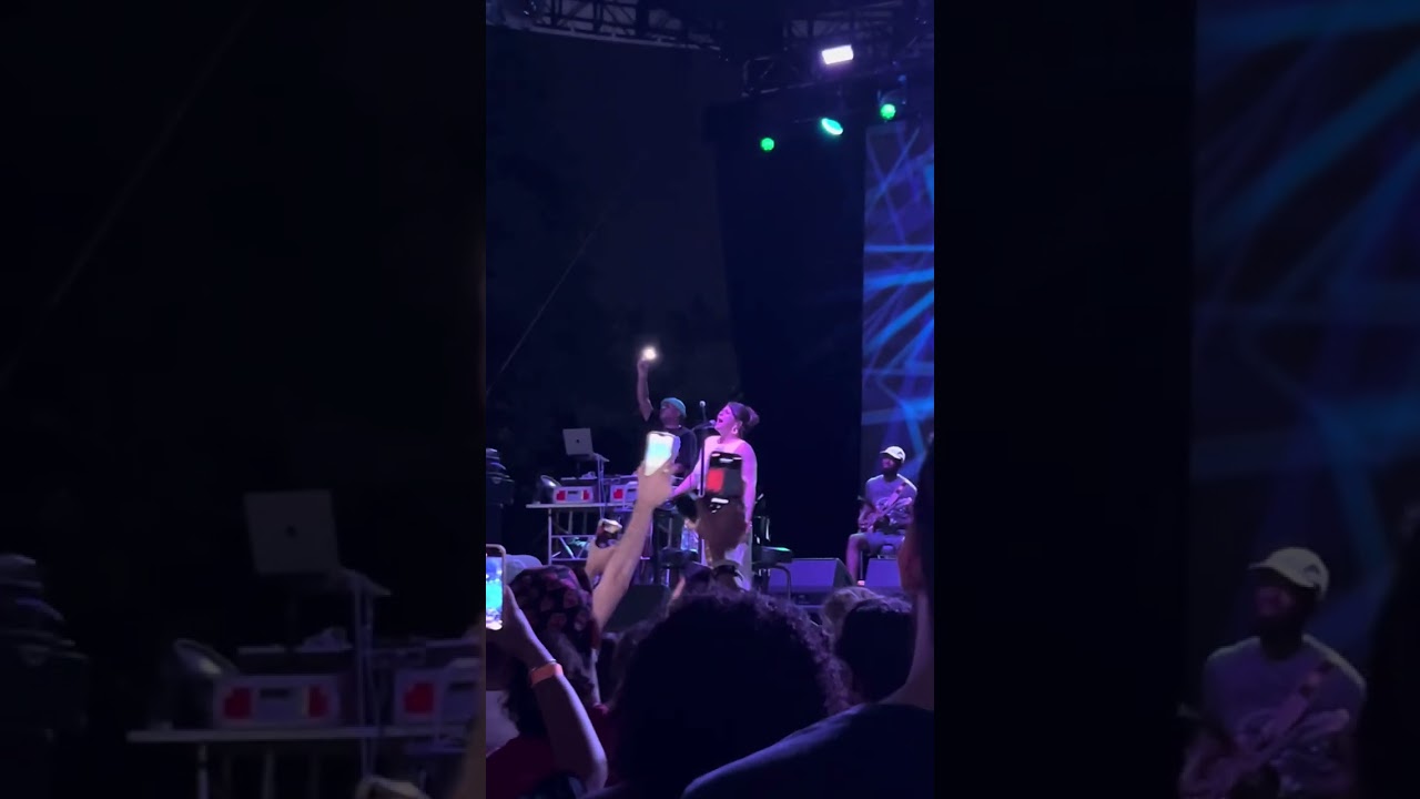 Yebba's Blazing October Sky Performance🔥