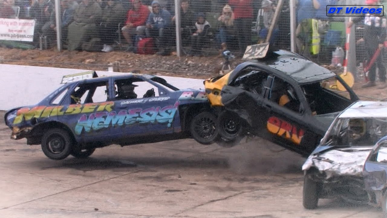 Crasharama 17: Epic Banger Racing Highlights at Smeatharpe Stadium 🚗💥