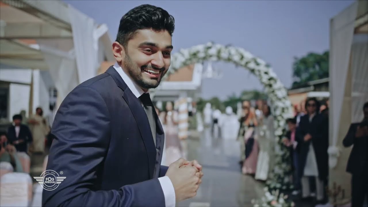 Unforgettable Wedding Reception Entrance Dance to 'Sooraj Ki Baahon Mein' β¨