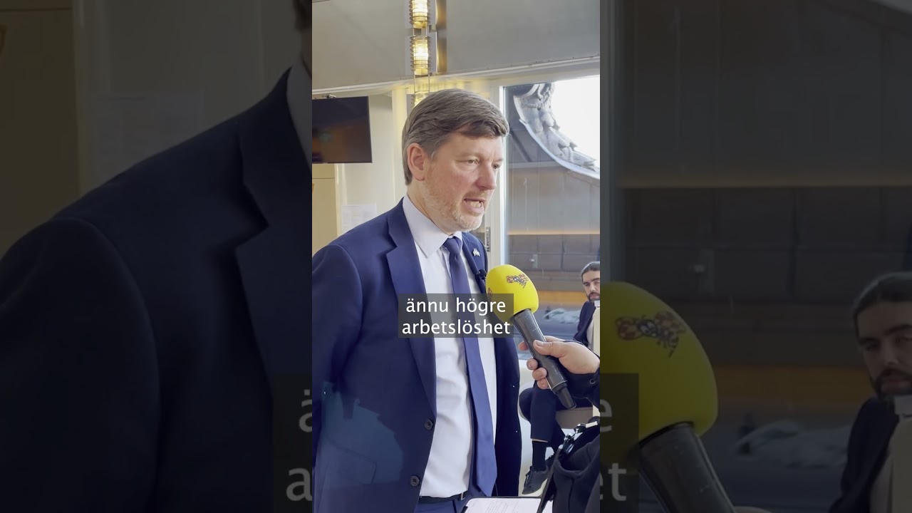 Är regeringen underkänt? 🔍 Analys av de politiska partierna i Sverige