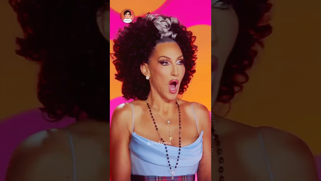 Unforgettable Look in Drag Race History 💫