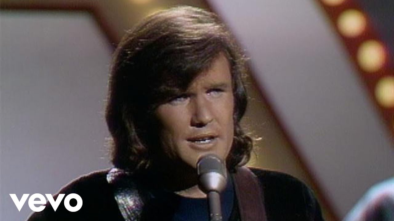 Kris Kristofferson - Loving Her Was Easier (Than Anything I'll Ever Do Again) (Official Video)