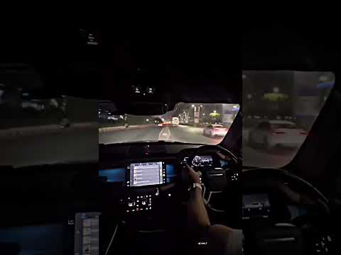 Defender 110 vs bmw #defender #bmw #dragrace #defenderd110 credit goes to @Ajju0008YT