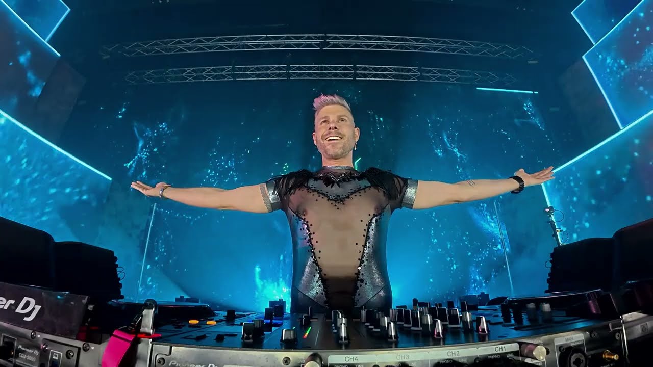 SURI Live at White Party Bangkok 2025 🎉