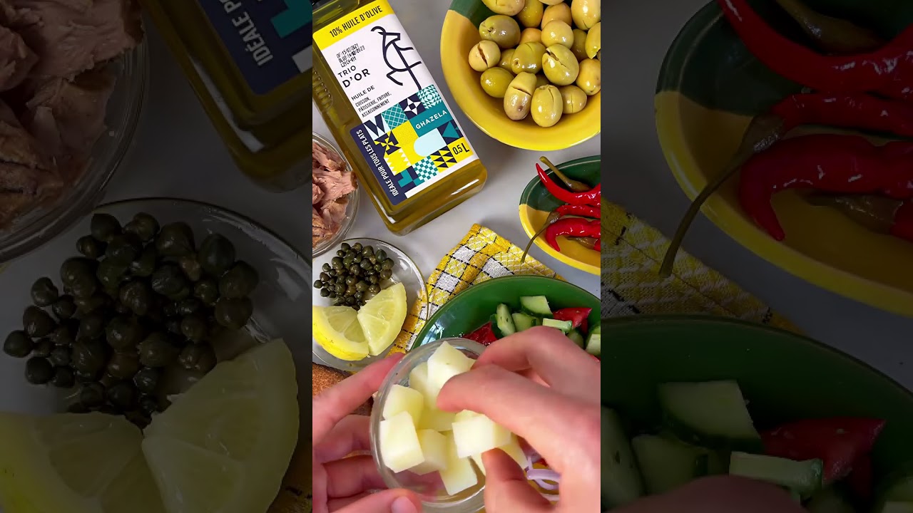 صحن تونسي وخبز عربي لذيذ 😋