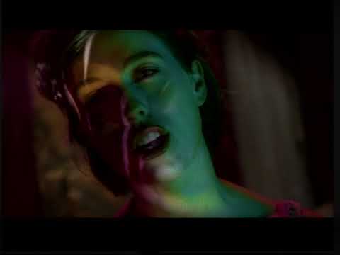 Frente! - Sit On My Hands (Official Video) 🎶