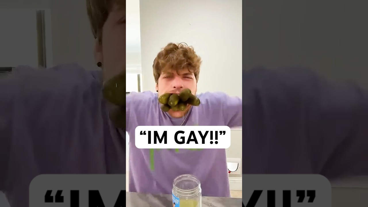 Dream Comes Out as Gay 🌈