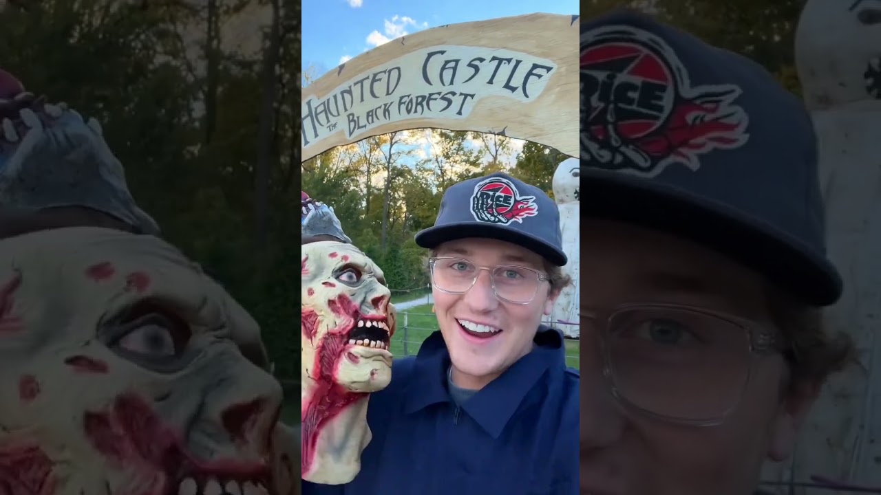 Faking a Job at a Haunted House 🎃