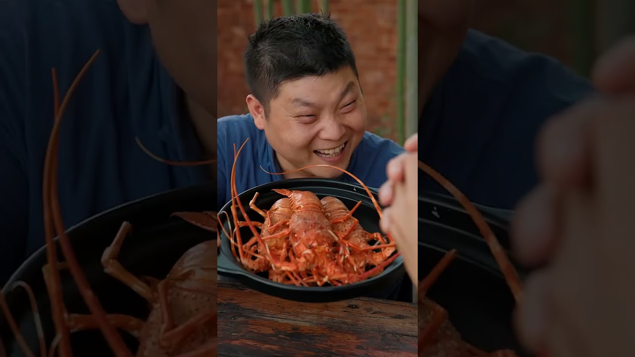 Boston Lobster Mukbang & Pranks 🦞