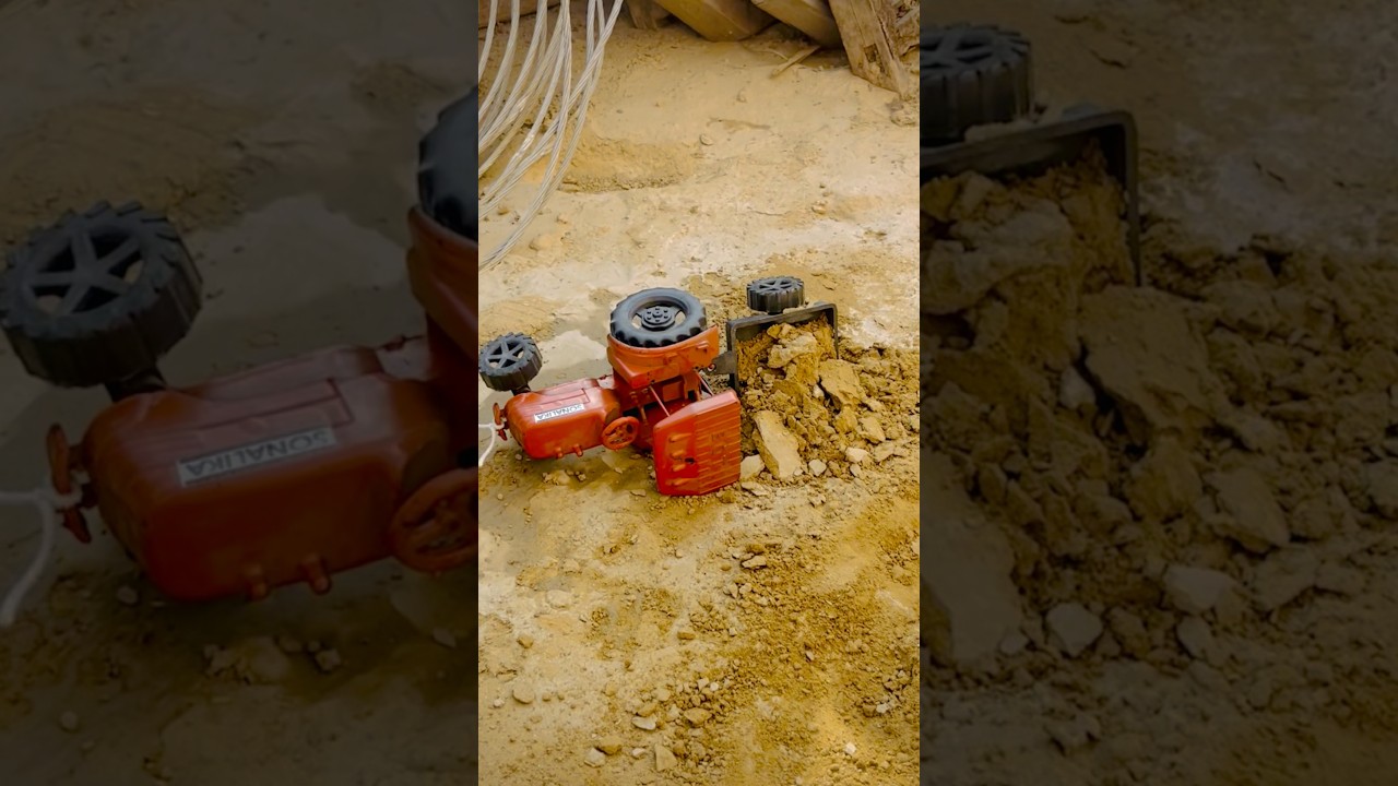 Hilarious Tractor Trolley Mishap! 😂 Watch the Funny Moment