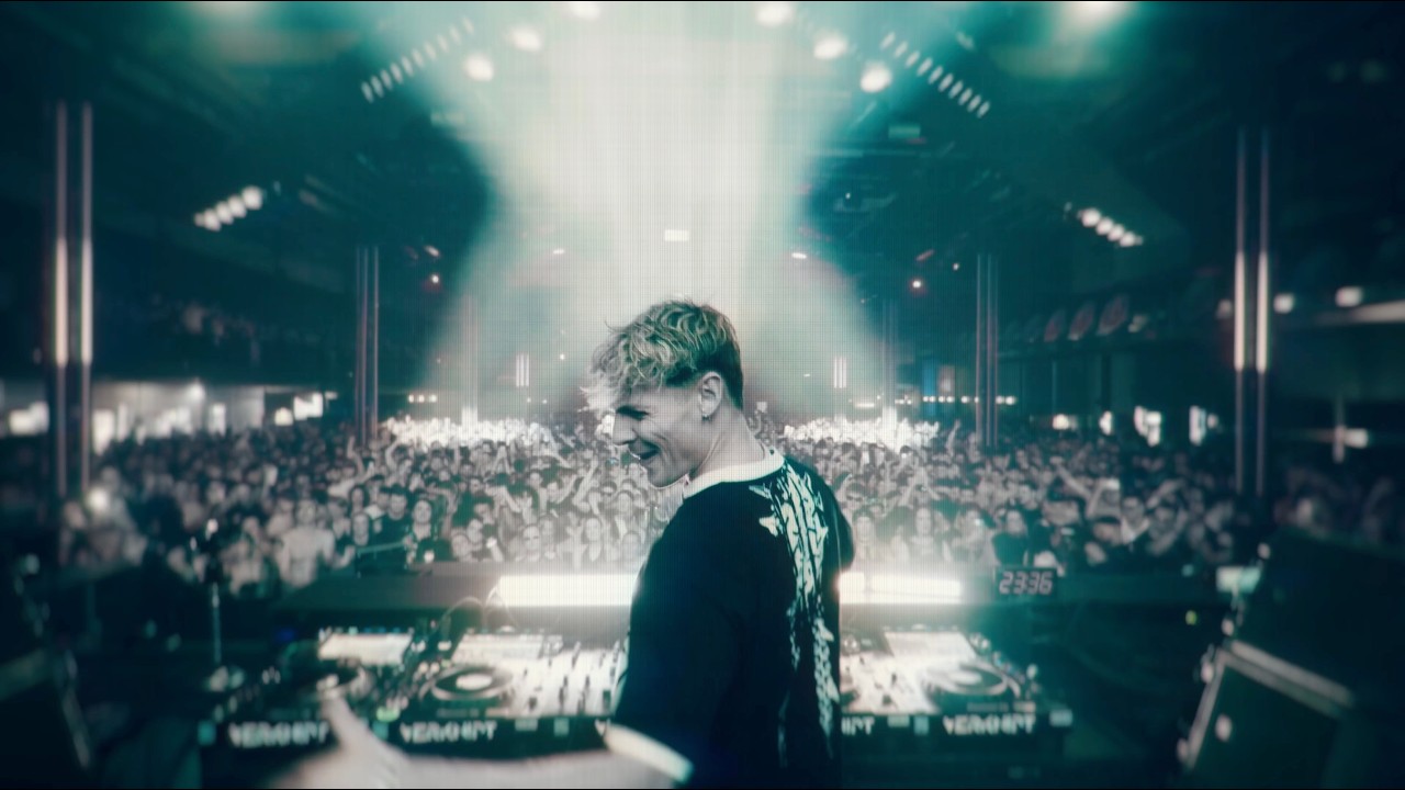 Nicolas Julian - 4 Da Ravers (Official Visualizer)