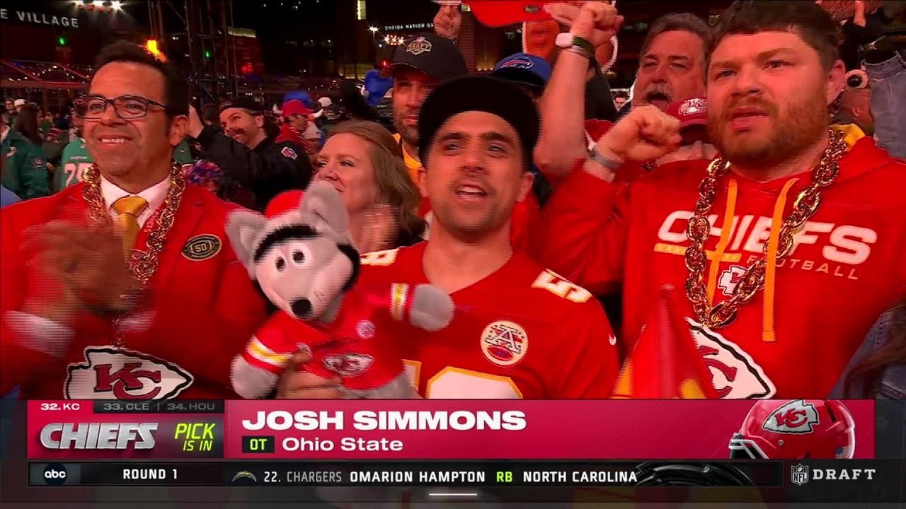 Chiefs Select OT Josh Simmons from Ohio State at #32 in 2025 NFL Draft 🏈