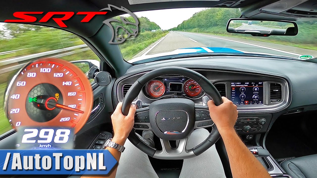Watch a 717HP Dodge Charger Hellcat Conquer the Autobahn — No Speed Limit! 🚗