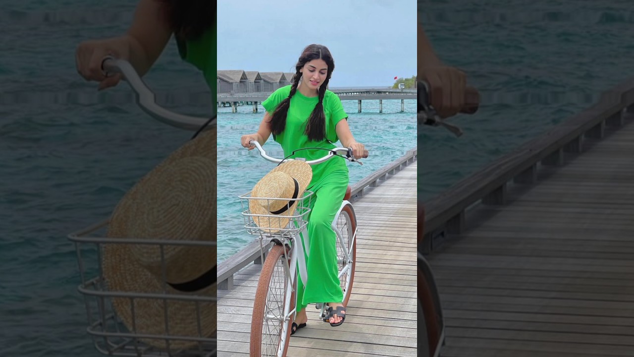 Anmol Baloch's Stunning Photos π