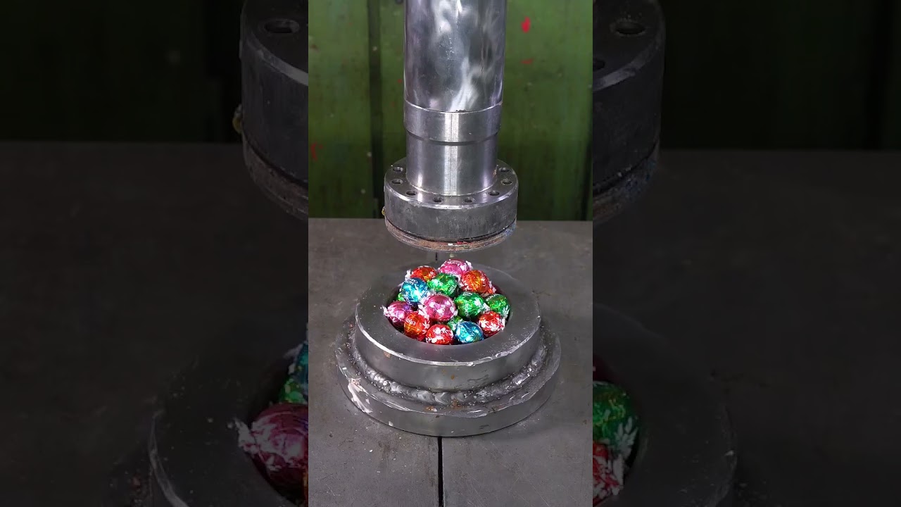 Candy vs. 150 Ton Hydraulic Press 🫣