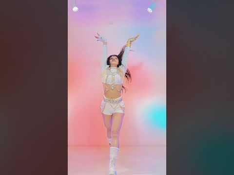 Huntrix - Golden(dance cover) | KPop Demon Hunters #Huntrix #KpopDemonHunters #Golden #Kpop #shorts