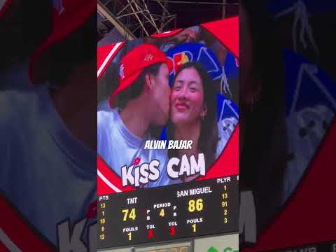 Dwight Ramos and Kim Kianna Dy PBA Kiss cam