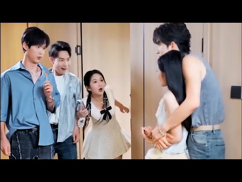 بيوقع فحب الطالبه العبيطه في السر فبتكتشف المدرسه كلها حبهم ملخص كامل