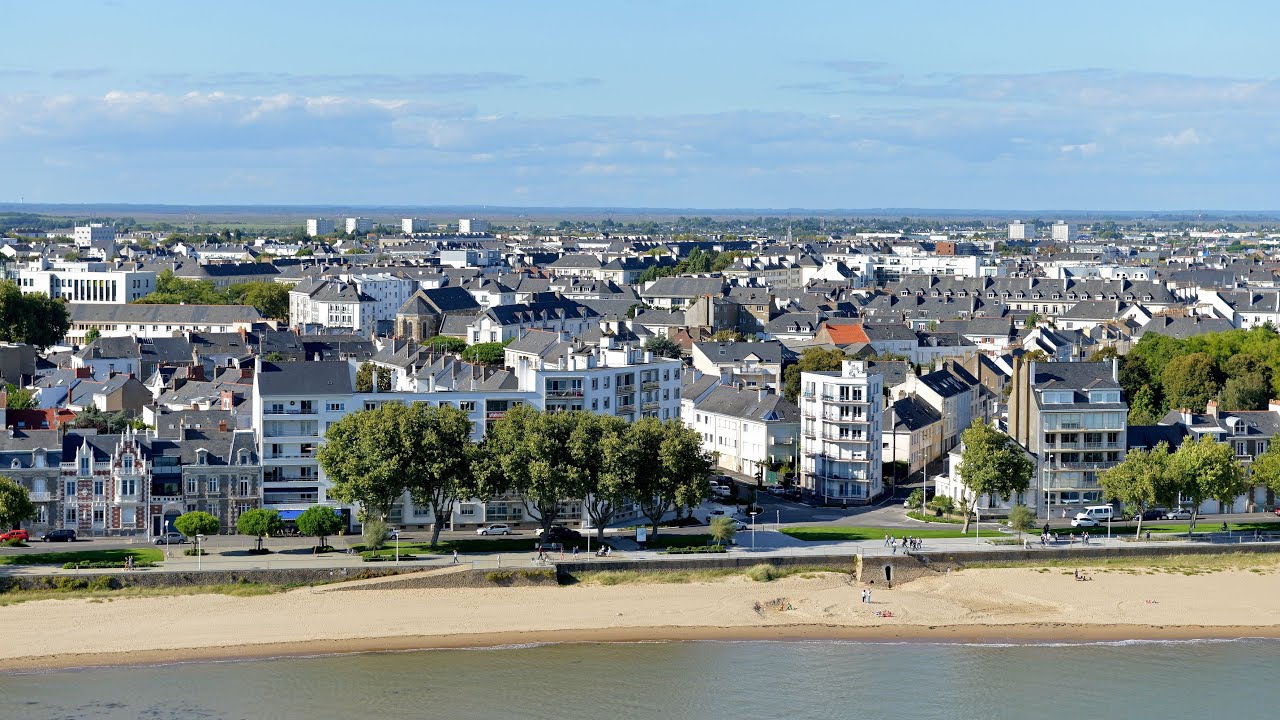 Saint-Nazaire: Front de Mer et Demeures 🏖️