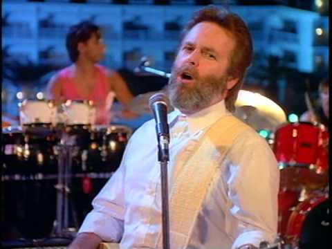The Beach Boys - Kokomo (1988) 🎶