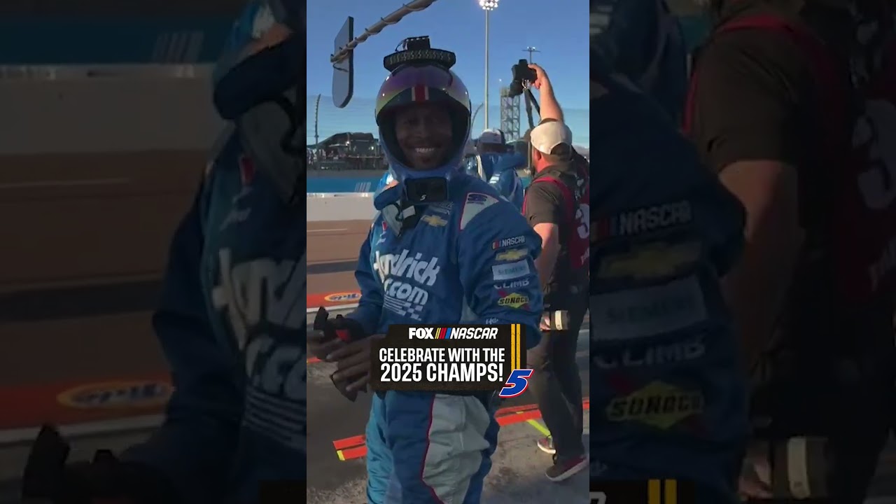 Kyle Larson Wins His 2nd NASCAR Cup Championship! 🏆