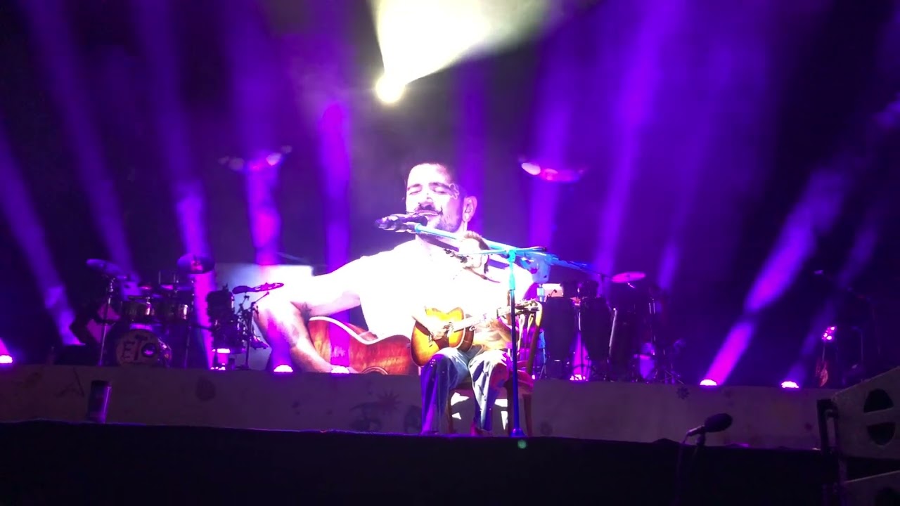 Camilo's Love Song for La Pulga 🎶 (4K, 2025)